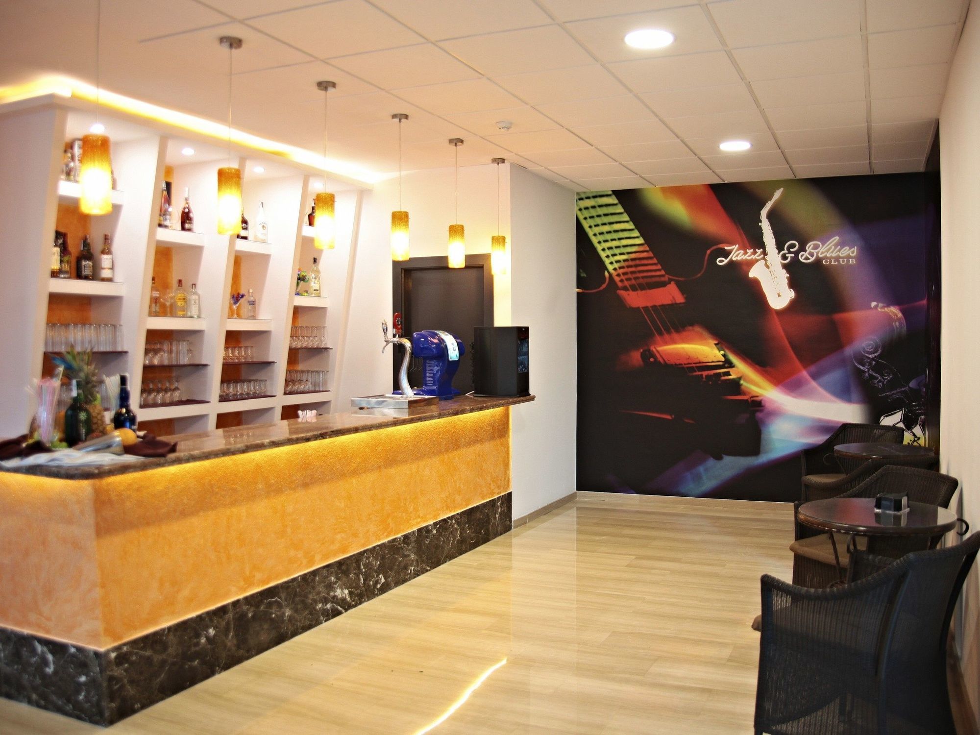 Sandos Benidorm Suites (Adults Only) Екстериор снимка